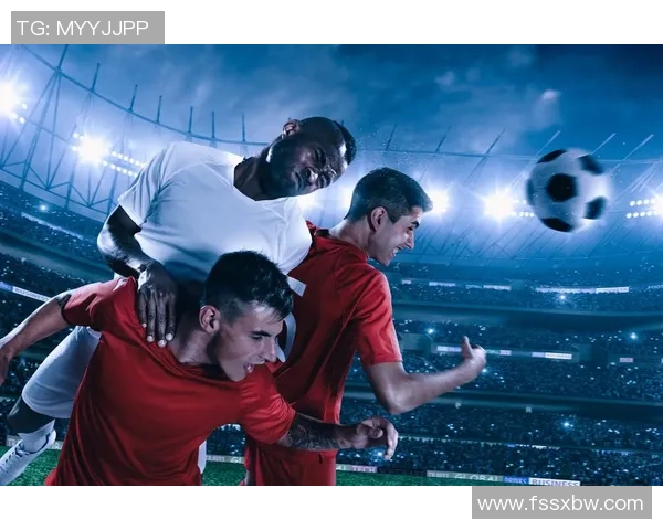 足球明星同框合影高清图片展现球场魅力与友谊瞬间