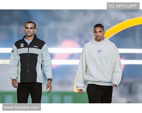 足球明星联队精彩瞬间全景展示与背后故事深度解析