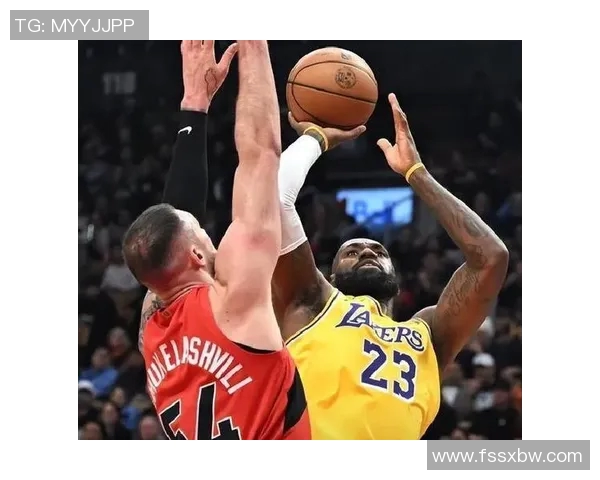 当明星与篮球明星相遇时的浪漫瞬间与精彩互动揭秘